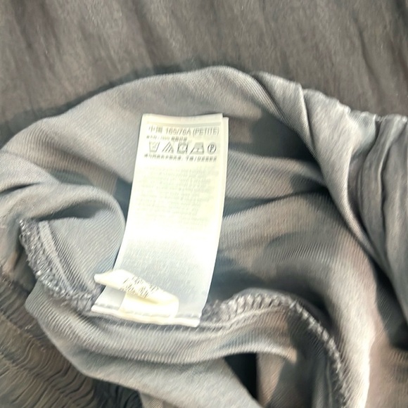 ⭐️Gap Body,Silky,Stretchy Pants,Beach to Brunch & Beyond,Excellent Condition,MP - Picture 9 of 10